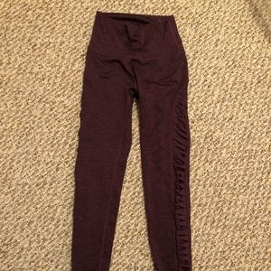 Aerie maroon fleece lined mesh insert leggings
